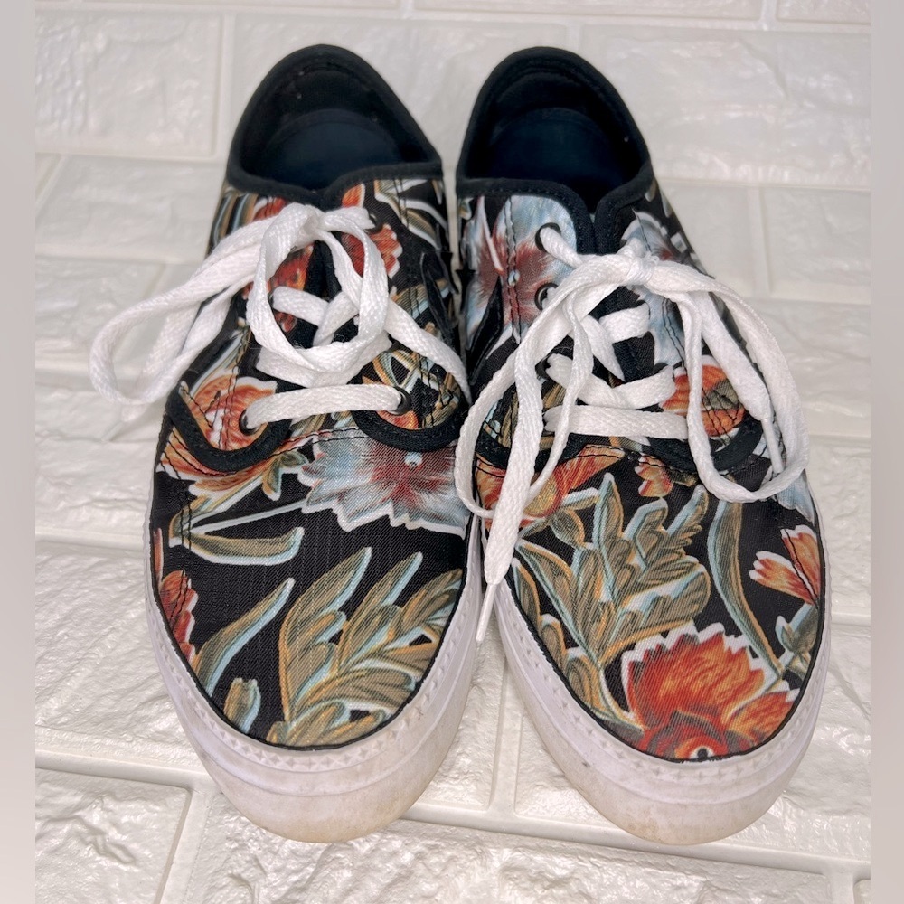 Converse Cons Zakim Ox Floral Hawaiian Flowers 151318C Sz 7.5 M/ 9 W Bla…